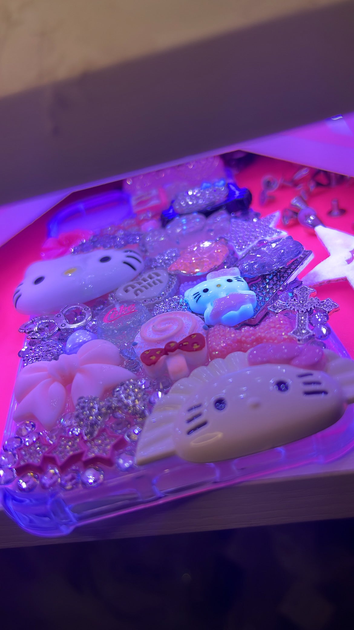 CUSTOM JUNK PHONE CASE
